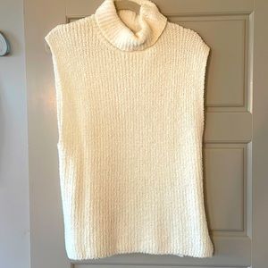 ZARA M softest sweater tank white